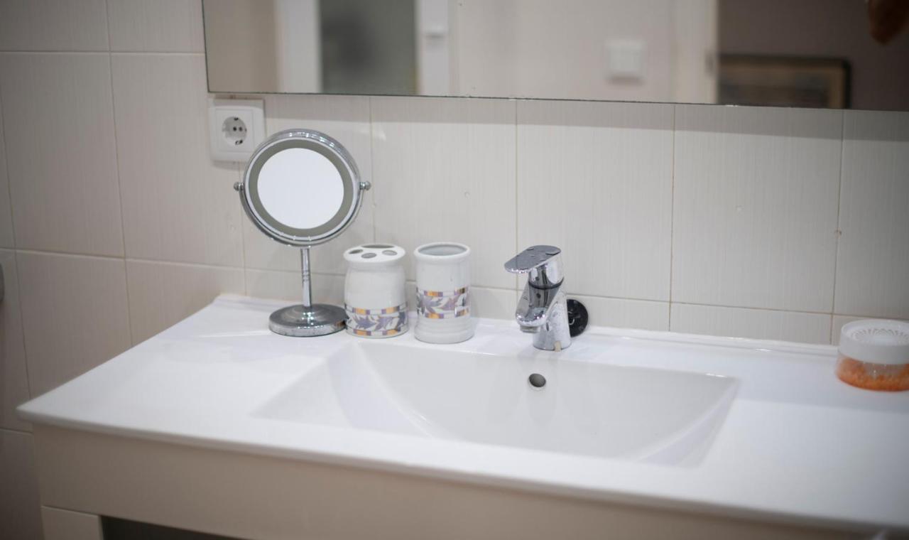 Tarracohomes, Th156 Casa Roser Familiar Y Con Piscina Compartida Tarragona Esterno foto